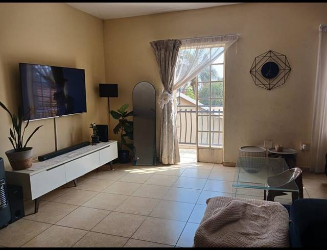 2 BEDROOM TOWNHOUSE FOR SALE IN NORKEM PARK